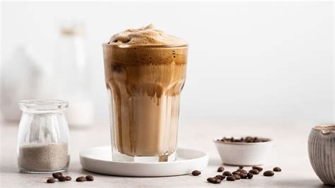 How To Make A Mocha Explained By Chocolatiers And Baristas Homes