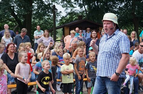 Weihnachtskonzert Mit Christian H Ser Im Ska Neuenhaus