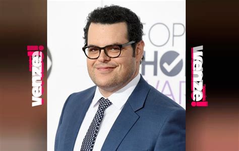 Josh Gad Edad Patrimonio Peso Ni Os Bio Wiki Esposa Venze