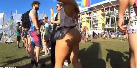 Super Sexy Blonde Rave Ass On Display Tnaflix