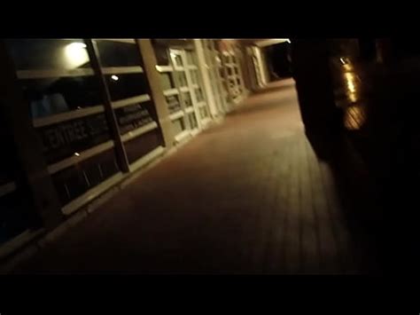 Exhib Nu Dans La Rue Une Nuit D Orage Xvideos