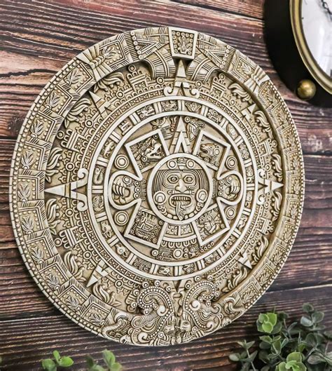 Aztec Maya Solar Sun Xiuhpohualli Tonalpohualli Wall Calendar Plaque