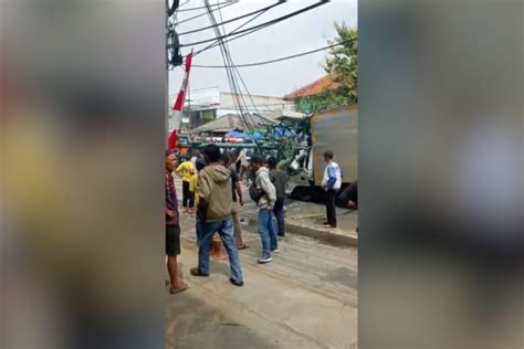 Laka Lantas Di Kranji Bekasi Tewaskan Orang Antara News