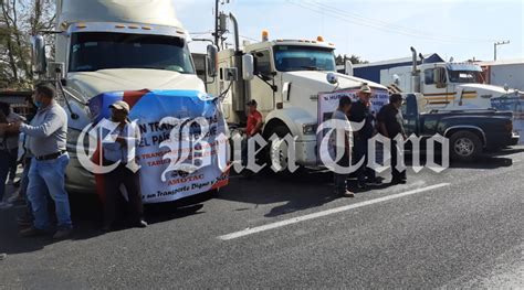 Más de 200 unidades participan en la marcha de Amotac en la zona de