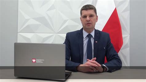 Minister Edukacji Narodowej Dariusz Piontkowski O Akcji Szko A Z Tvp