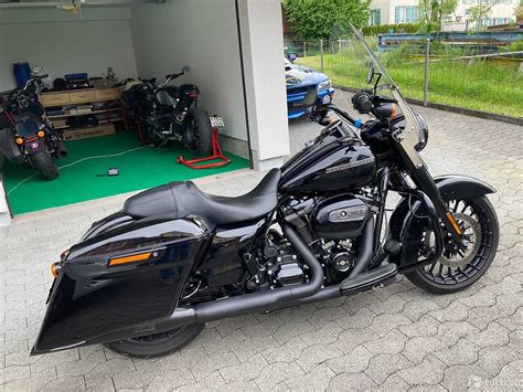 sehr schöne harley Road King spezial 11 2017 im Kanton Thurgau tutti ch