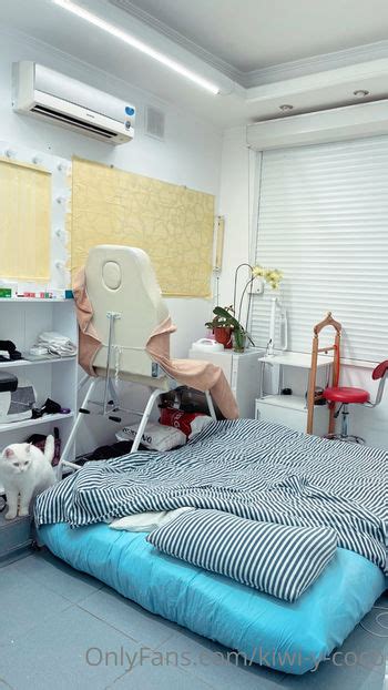 Kiwi Y Coco Leaked Nude OnlyFans ShemaleLeaks