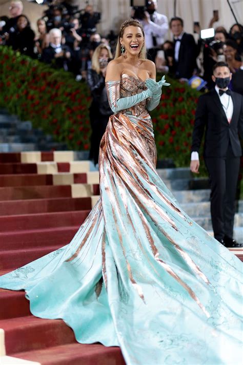 Blake Lively Just Jumped a Museum Rope to Fix Her Iconic Met Gala Dress