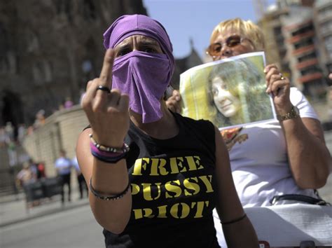 Photos Of Protests In Solidarity With Pussy Riot DER SPIEGEL