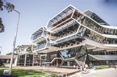 monash university studiesup