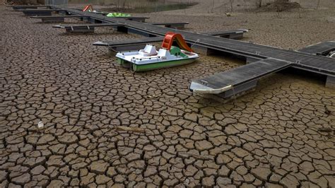 Spanien Extreme Dürre und Hitze Trinkwasser geht aus