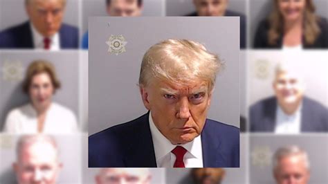 La Foto Policial De Trump ¿lo Que No Le Mata Lo Hace Políticamente