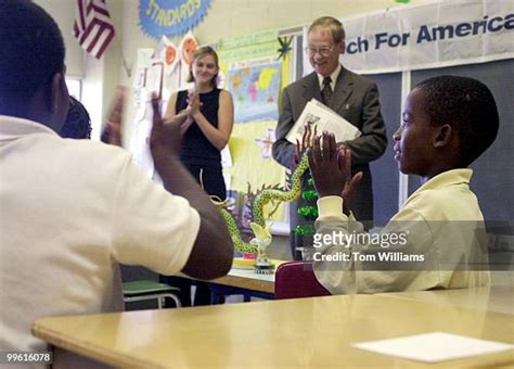 Moten Elementary Photos and Premium High Res Pictures - Getty Images