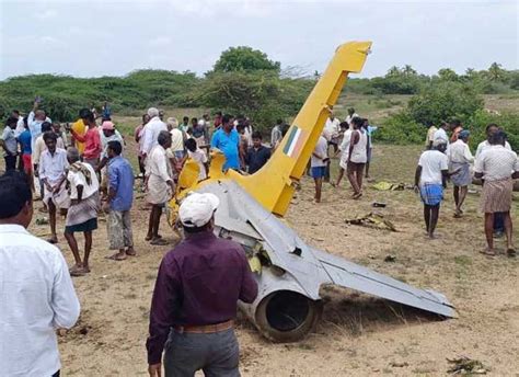 Iaf కుప్పకూలిన వాయుసేన శిక్షణ విమానం Iaf Trainer Aircraft Crashes