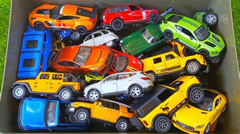 Box Full Off Cars Mustang Supra Mini Ev Mini Cooper Ferarri