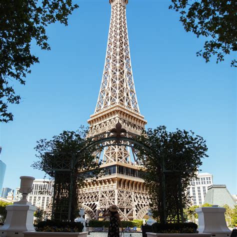 List 92 Pictures Eiffel Tower Viewing Deck Las Vegas Photos Superb