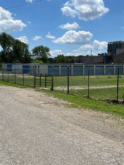 3210 35th, Terre Haute, IN 47804 - Fort Harrison Storage | LoopNet