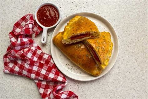 how to make calzone