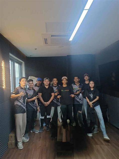 KM8 Enterprises