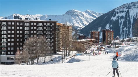 Le Corbier Station De Ski Des Sybelles Savoie Alpes