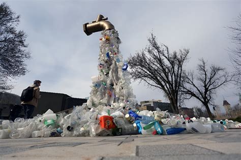 Les N Gociations Sur La Pollution Plastique Se Rapprochent Dun Premier