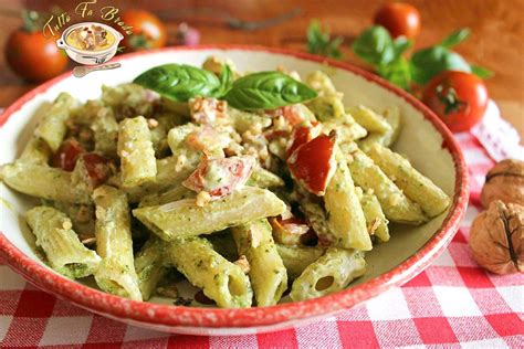 Pasta Al Pesto Con Noci E Ricotta Tutto Fa Brodo In Cucina