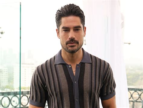 Shazam Ator Fala Sobre Jornada E Inseguran As De Personagem Gay