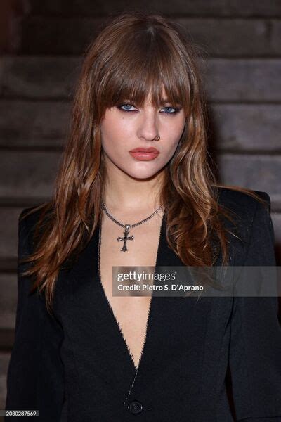 Maneskin Bassist Victoria De Angelis Vicdeangelis Nude Fapullo