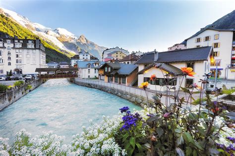 10 Best Ski Resorts in Europe - Where to Go Skiing and Snowboarding in ...