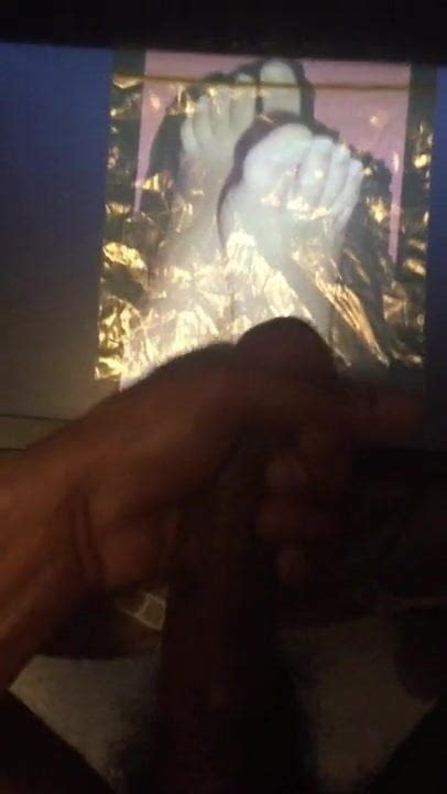 Tributo Ai Suoi Piedi Nudi Free Gay Porn 23 XHamster