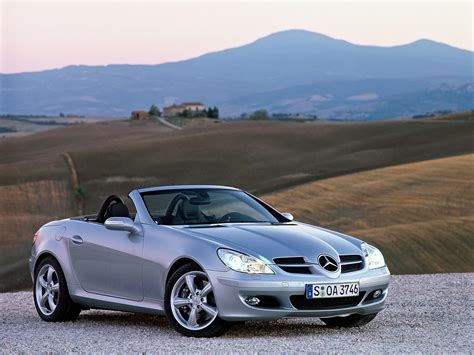 2004 Mercedes Benz Slk Class Information And Photos Momentcar