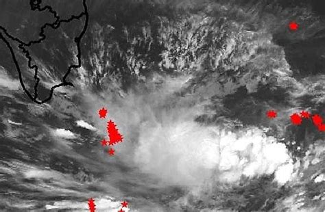 Cyclone Fani Likely To Turn Very Severe Tamil Nadu And Andhra