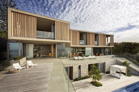 Wooden facade - Modern house design by SAOTA - featured on Architecture ...