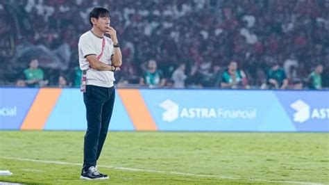 Gempar Isu Pemecatan Shin Tae Yong Bikin Warganet Murka Tribunlombok