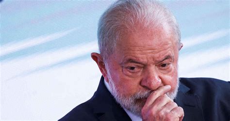 Lula é diagnosticado pneumonia viagem para China é adiada Money