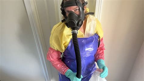 Watch HAZMAT HOUSEWIFE CLEANS VACUUM Porn Video NudeSpree
