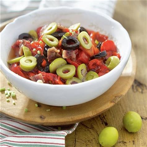 Ensalada De Pimientos Asados Con Salsa De Anchoas