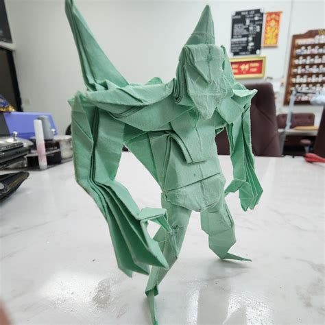 Diamondhead Origami that I Design from. one piece of paper : r/Ben10
