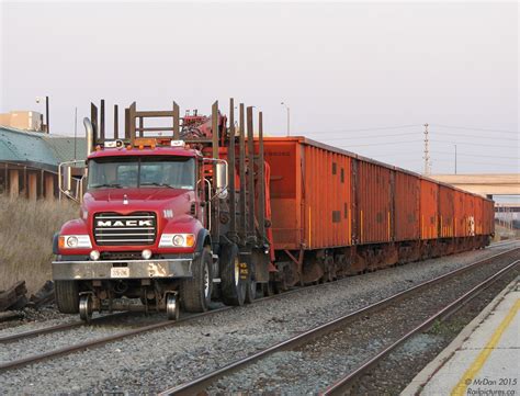 Railpicturesca Mrdan Photo At The End Of A Long Day A Ows Railroad