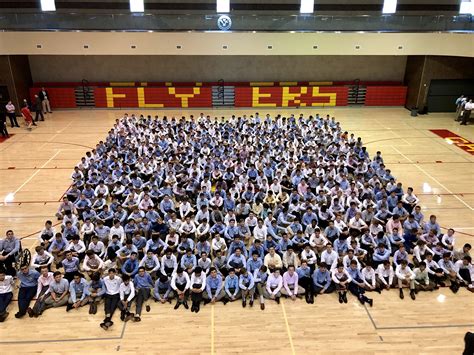 Chaminade HS on Twitter: "The Class of 2022 ends 3-C Week at Chaminade!…