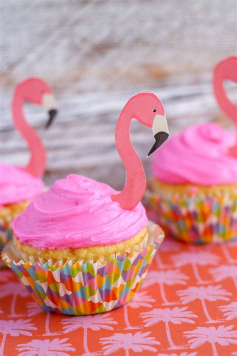 Pink flamingo stuff the best flamingo diys flamingo party ideas