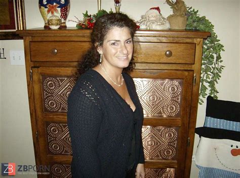 Une Bonne Femme Suceuse ZB Porn