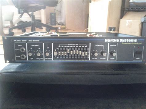 Soundular Electronics: Repairing a Hartke bass amp