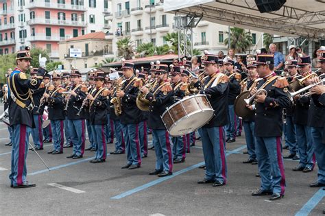 La Banda Della Polizia Di Stato In Concerto A Paestum Info Cilento