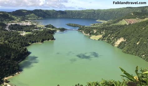 Exploring the Beauty of Lagoa das Sete Cidades in Portugal