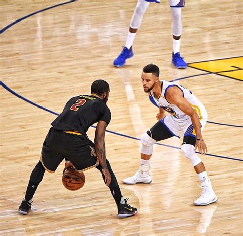 Kyrie Irving And Stephen Curry Battle It Out In A 1v1 First To 11