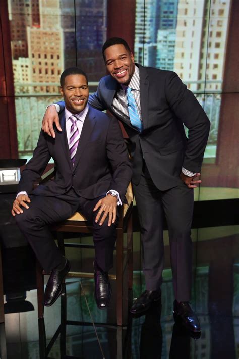 Michael Strahan Twin Brother : Michael Strahan Net Worth Nfl Star Talk ...