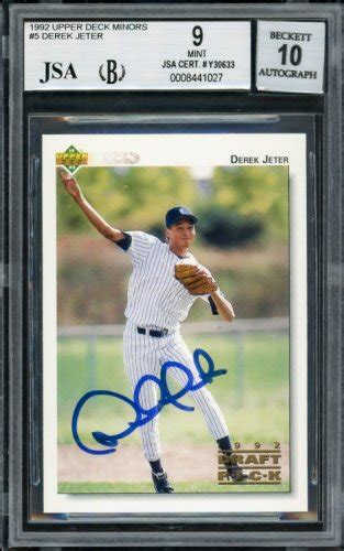 Derek Jeter Autographed Baseball Memorabilia Mlb Merchandise