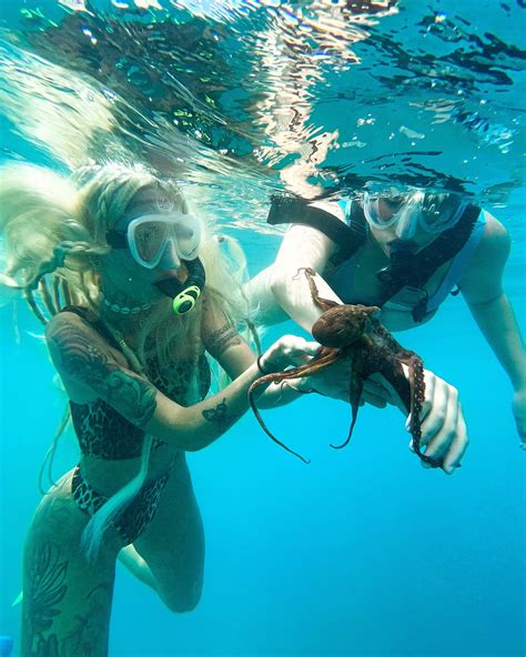 Shanin Blake - Shanin Blake added a new photo — in Maui.