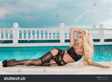Sexy Blonde Model Erotic Lingerie Stockings Stock Photo 402194407 Shutterstock
